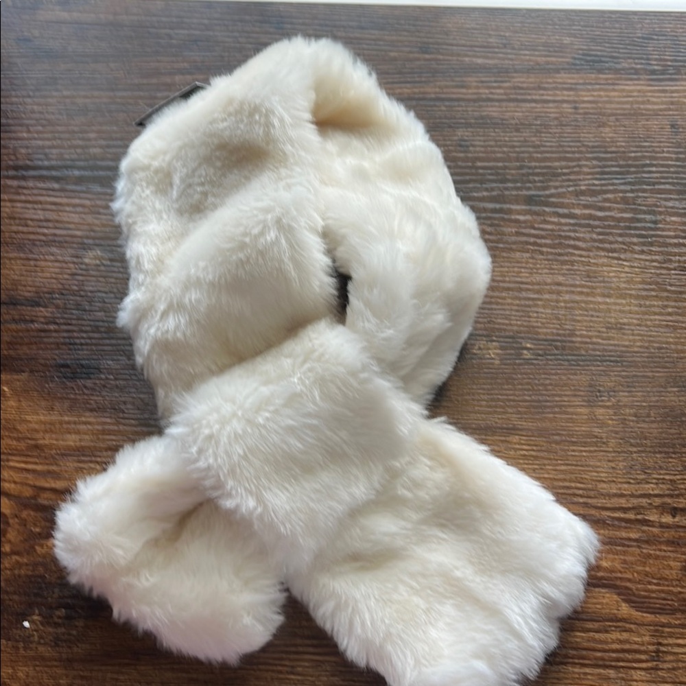 Luxurious Faux Fur Scarf